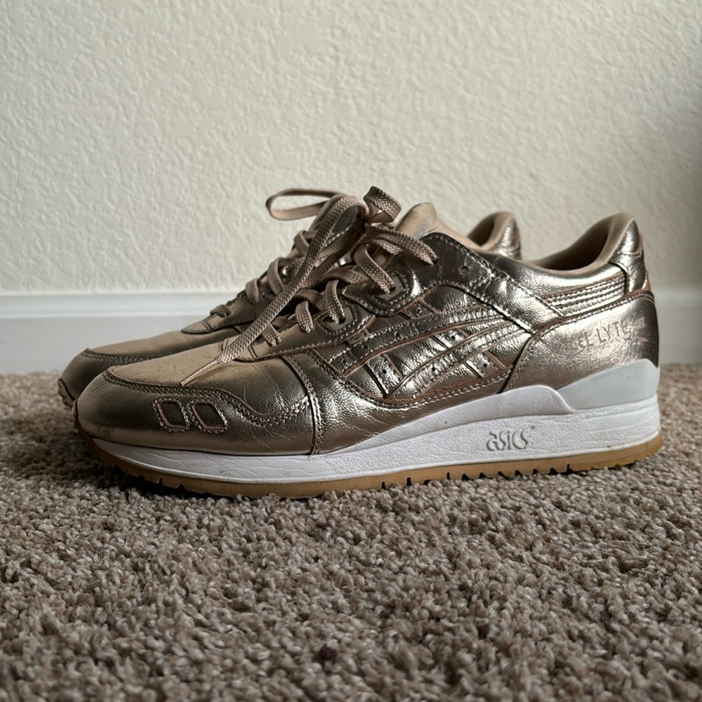 Gold asic gel lyte iii